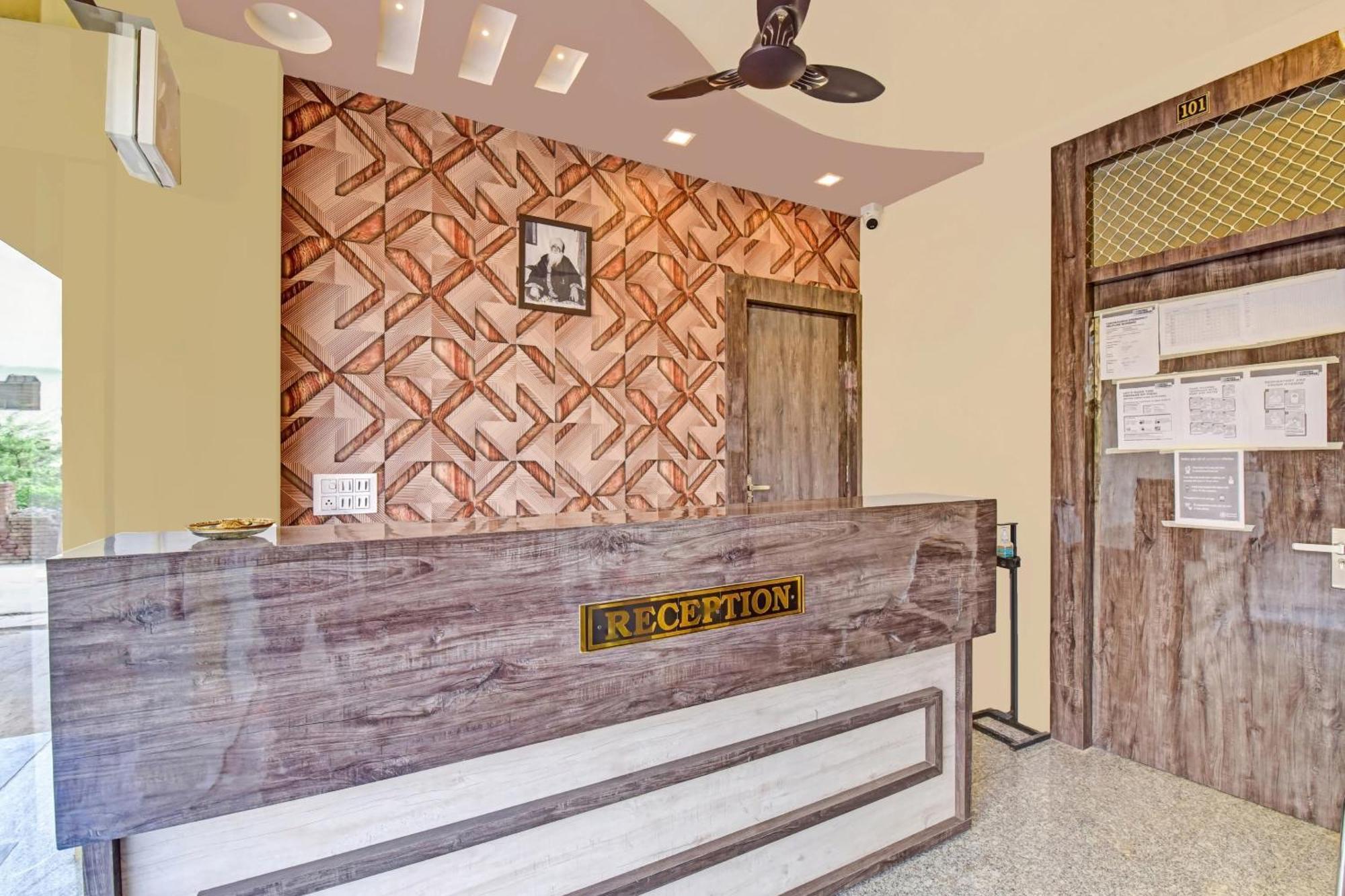 Hotel O Grand L M Ajmer Buitenkant foto