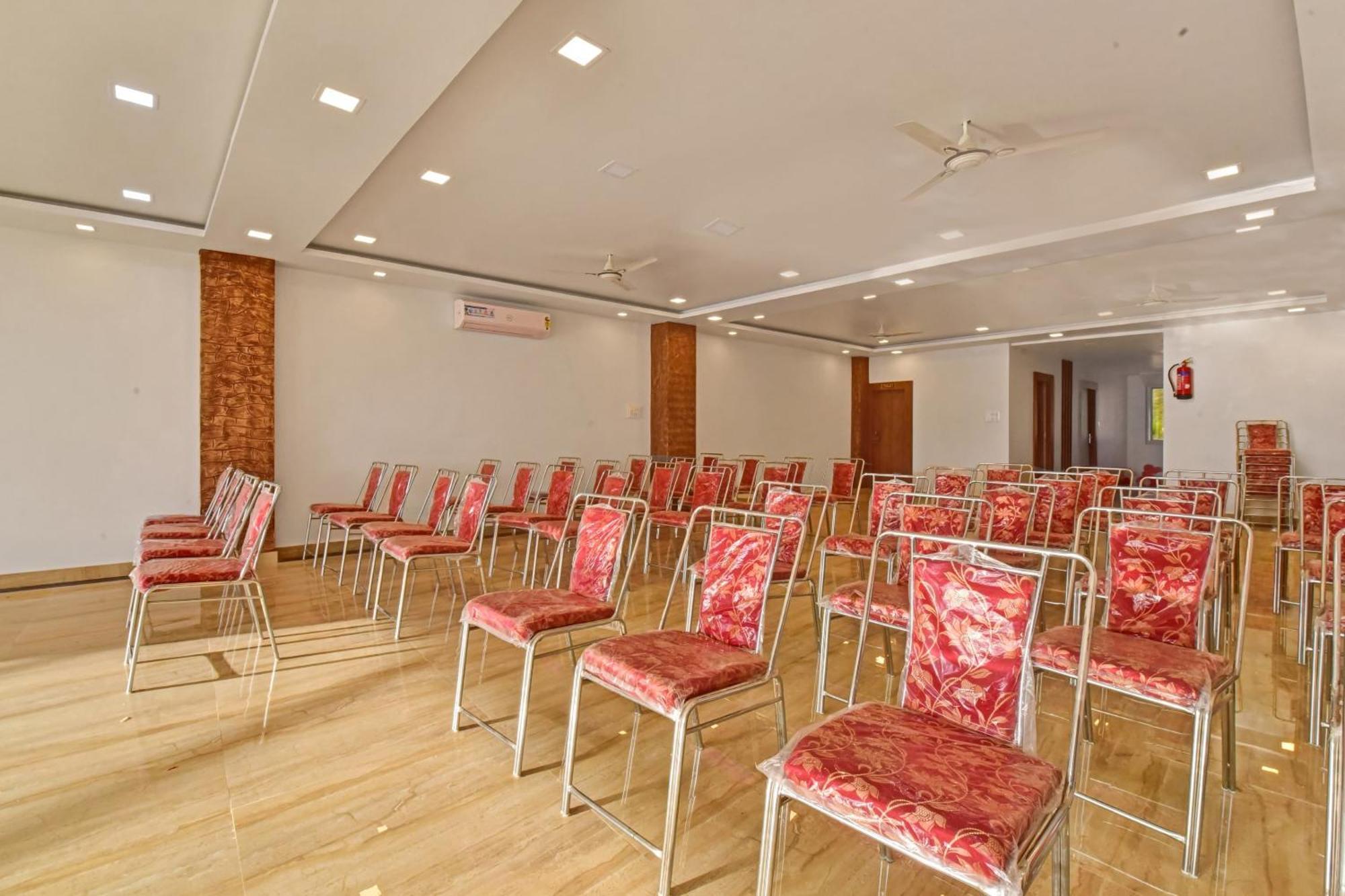 Hotel O Grand L M Ajmer Buitenkant foto