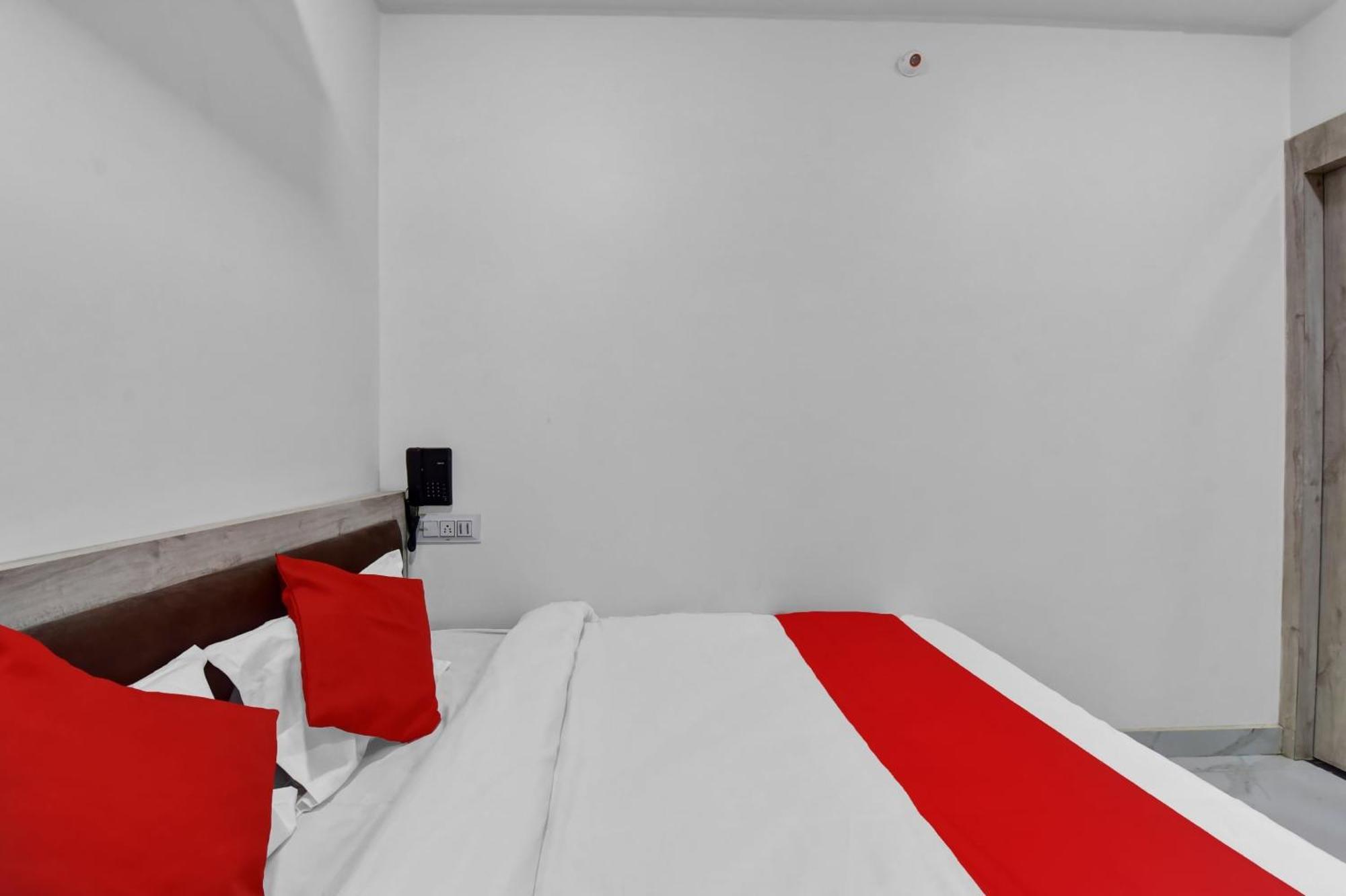 Hotel O Grand L M Ajmer Buitenkant foto