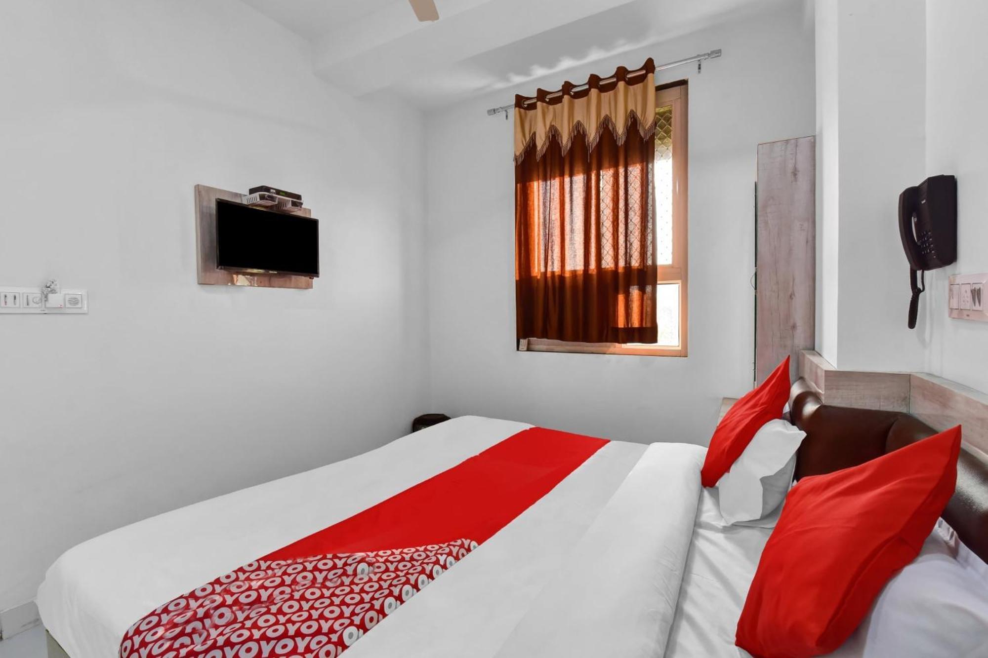 Hotel O Grand L M Ajmer Buitenkant foto