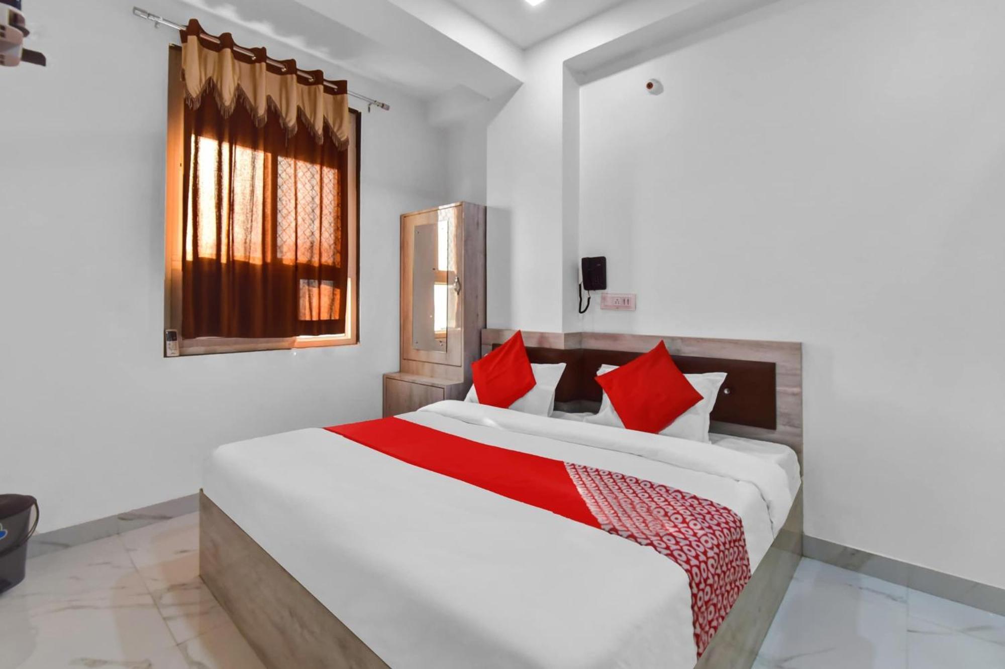 Hotel O Grand L M Ajmer Buitenkant foto