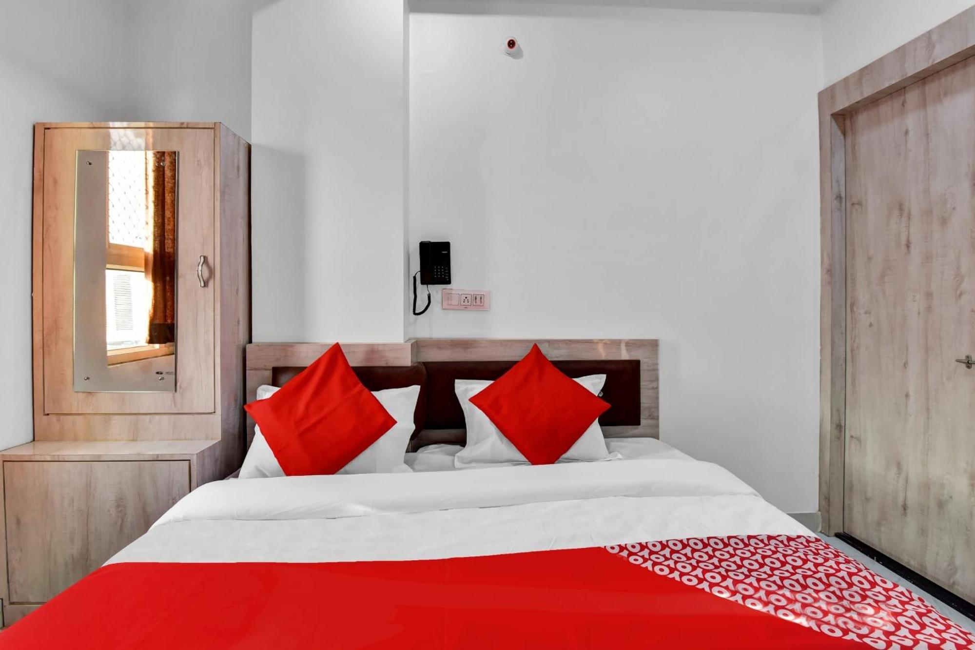 Hotel O Grand L M Ajmer Buitenkant foto