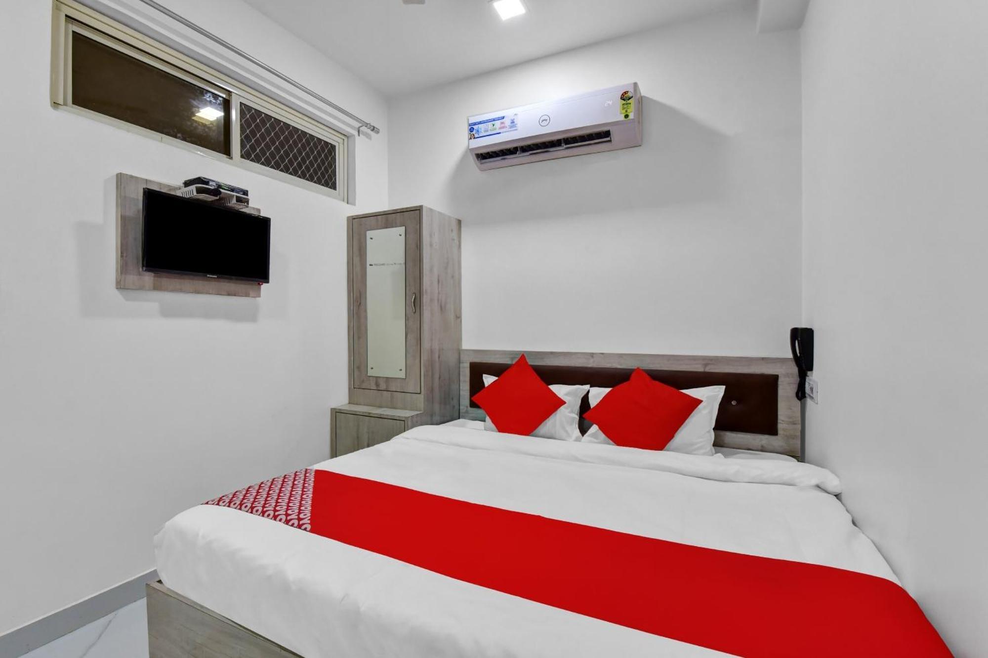 Hotel O Grand L M Ajmer Buitenkant foto